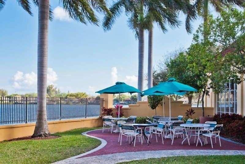 La Quinta By Wyndham Ft. Lauderdale Airport Hotel Hollywood Exterior photo
